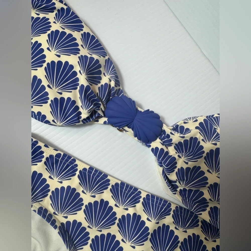 Kate Spade New York Blue and White Shell Print Bikini and bottom set Medium